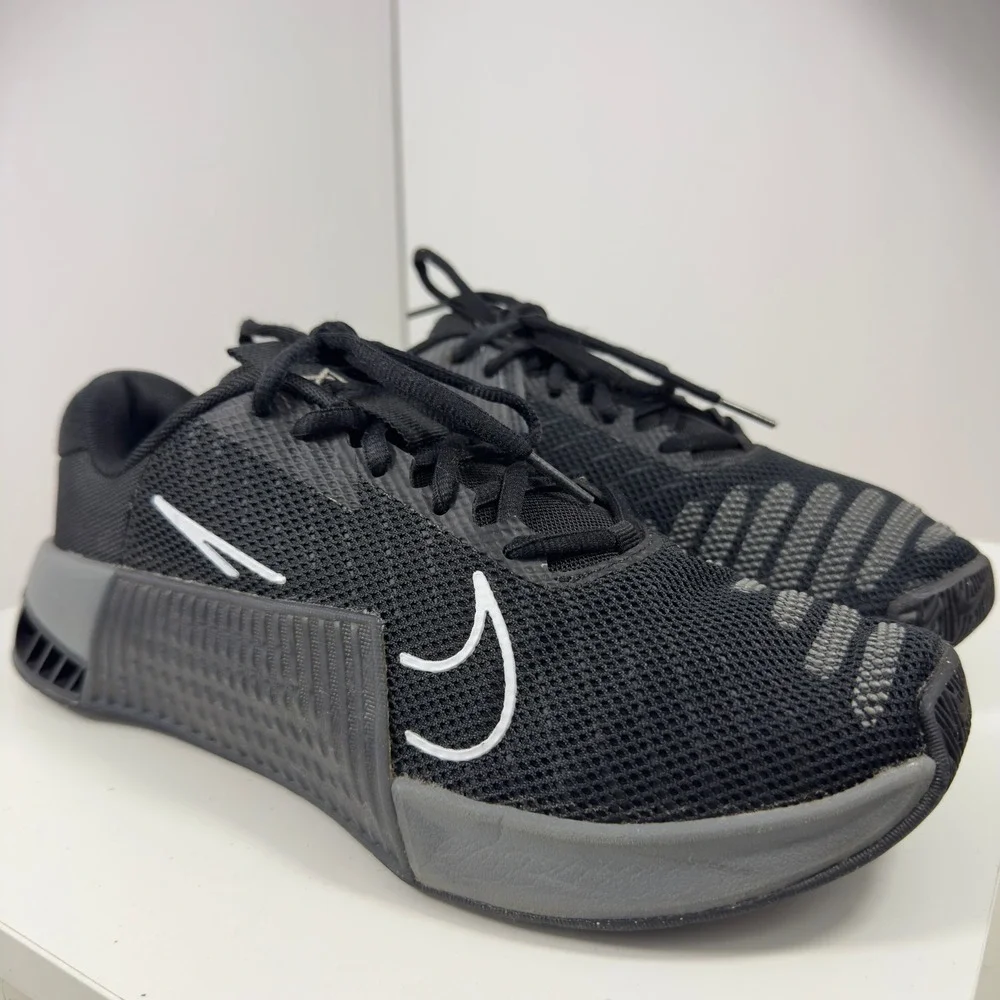 Nike Metcon 9 Black Anthracite Men's Size 9.5 Cross Training Shoes DZ2537-001